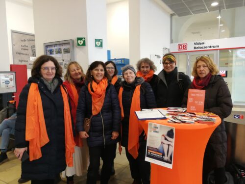 ai Passau: Informationsstand zum Internationalen Tag der Gewalt an Frauen
